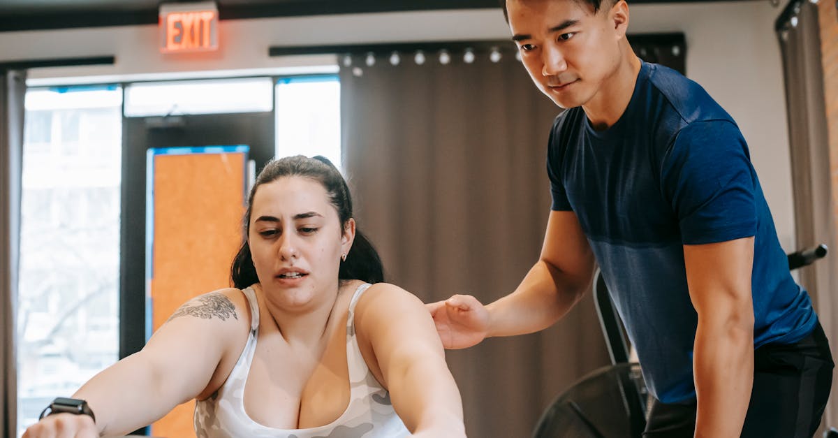 Joint-Friendly Exercise with Air Resistance Rowing Machines